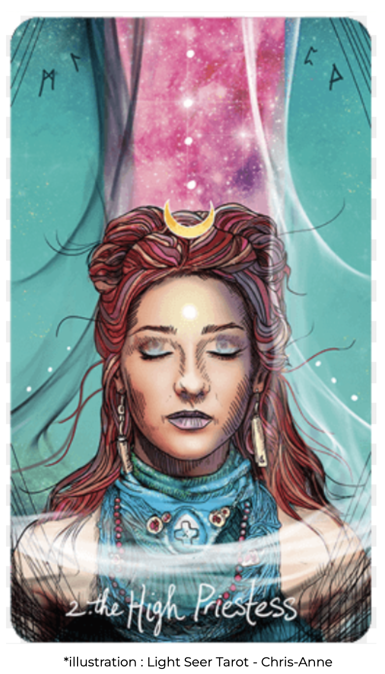 La Papesse - Light Seer Tarot - Chris-Anne